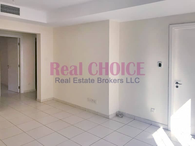 3 In a Peaceful Community|Ready to Move in 2BR