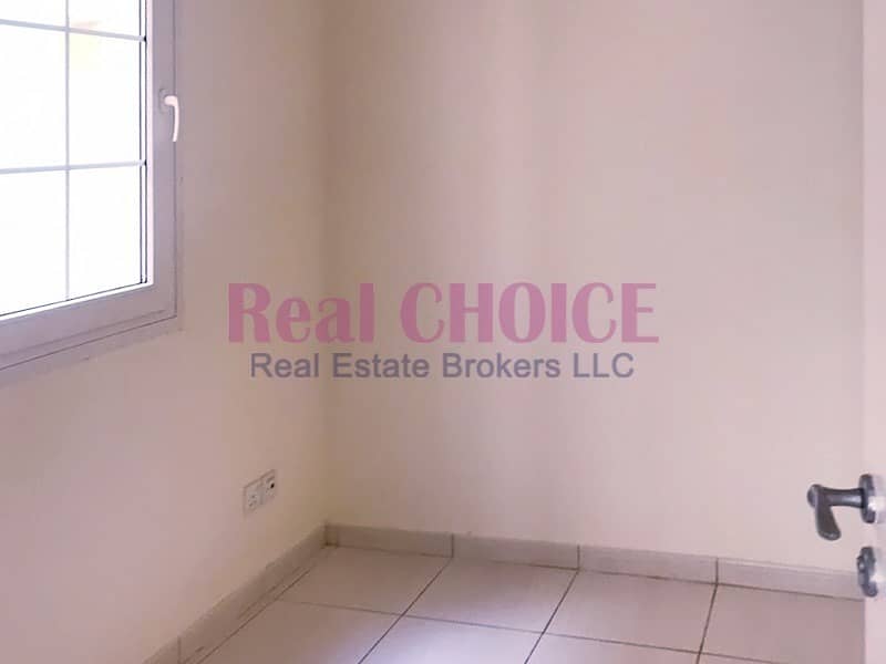 8 In a Peaceful Community|Ready to Move in 2BR