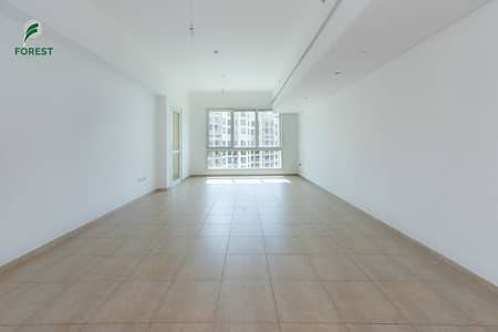 Spectacular Views in Every Direction | Vacant 2BR Spectacular Views in Every Direction | Vacant 2BR