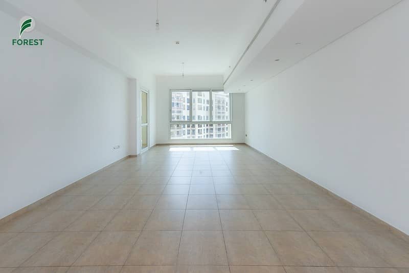 Spectacular Views in Every Direction | Vacant 2BR Spectacular Views in Every Direction | Vacant 2BR