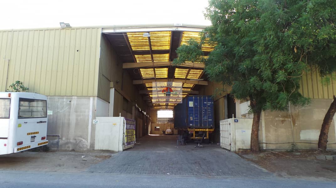 3 3200sqfts warehouse for rent in Umm Ramool