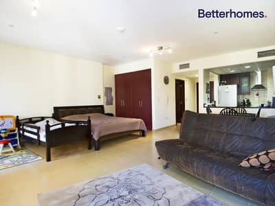 Fully furnished and amazing unit with balcony Fully furnished and amazing unit with balcony