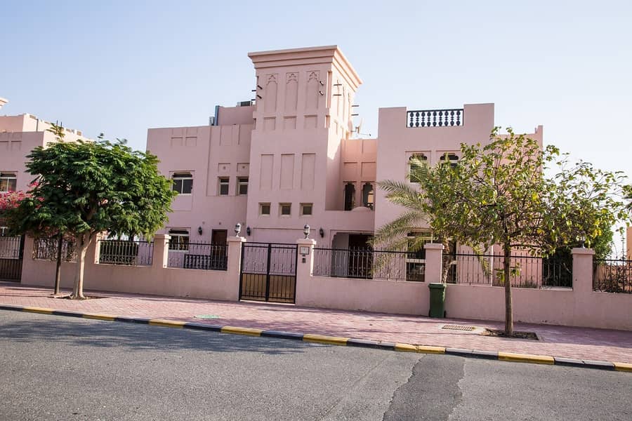 Beach Front Villa - Sea View 13000 Sqft Beach Front Villa - Sea View 13000 Sqft