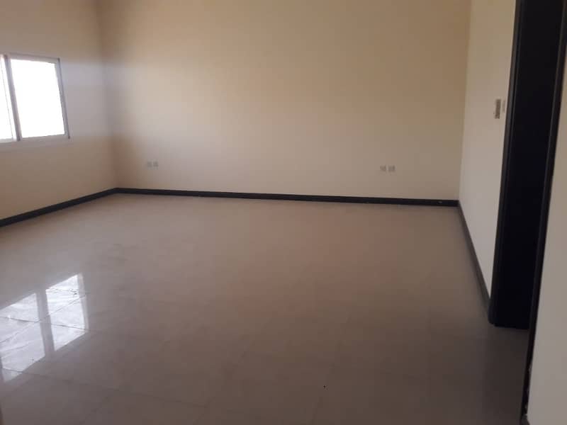 5- bedrooms villa for rent in Al Barashi Sharjah (Mazhar)