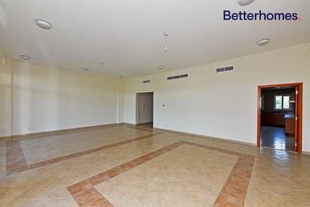 Upgraded Flooring | Family room | Lake View Upgraded Flooring | Family room | Lake View