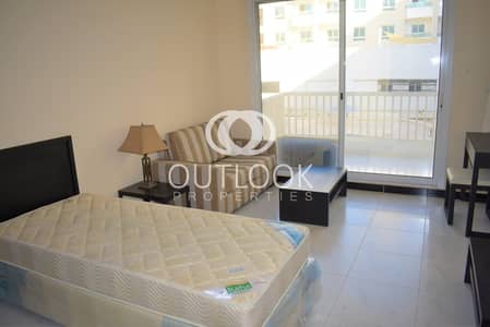 Urgent Sale| Chiller free| Pool view Urgent Sale| Chiller free| Pool view