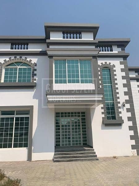 4 5 Bed Villa with Pool for Rent in Umm Al Sheif
