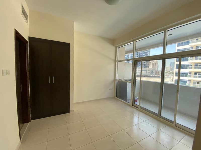 1 Bedroom with balcony pool view sport city multiple cheques