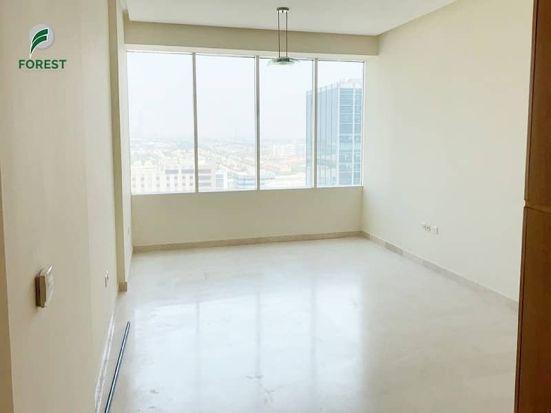 Huge Layout |1 Bed |Unfurnished | Ready To Move In