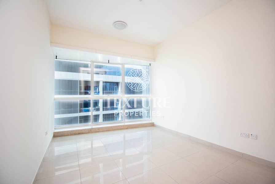 Burj Khalifa View | Near to Metro Station | Chiller Free Burj Khalifa View | Near to Metro Station | Chiller Free