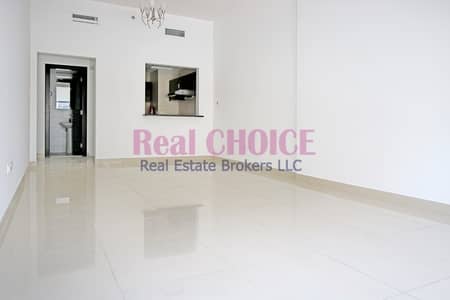 1 Bedroom Apartment for Rent in Dubai Sports City, Dubai - Cozy 1BR Apartment With Amazing View Of The Park 1 Bedroom Apartment for Rent in Dubai Sports City, Dubai - Cozy 1BR Apartment With Amazing View Of The Park