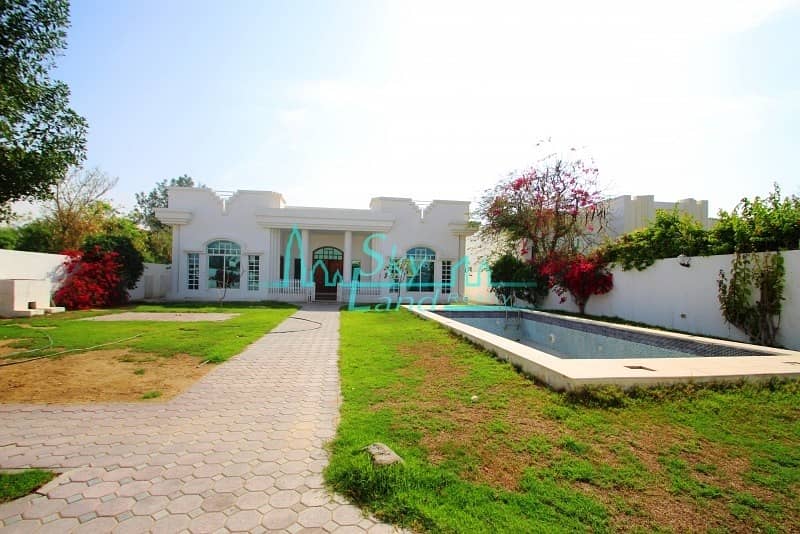 Very spacious one story 3 bed villa|Private Pool|Large Garden
