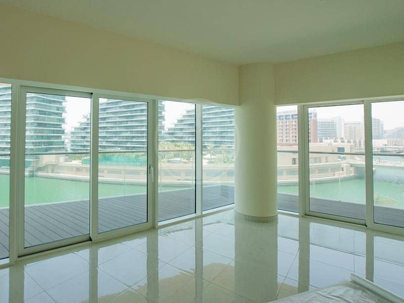 Amazing apartment with full sea views | Must view!