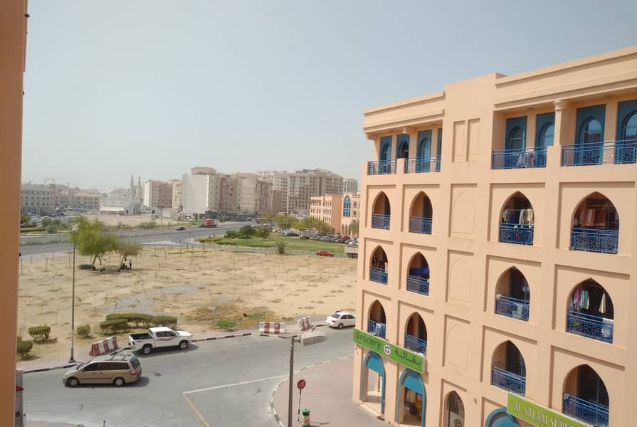 Spacious 1 Bedroom With Balcony  in Persia Cluster
