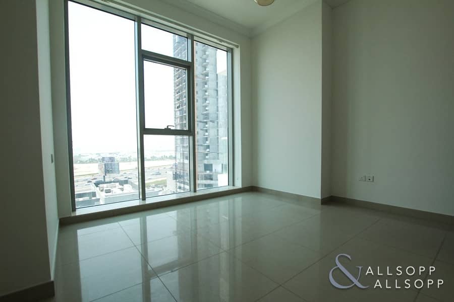 1 Bedroom | Unfurnished | Vacant l Balcony
