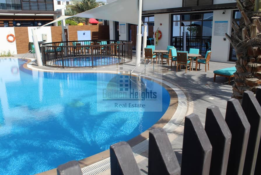 Modern 4 Bedroom Compound Villa in Umm Suqeim 2 Modern 4 Bedroom Compound Villa in Umm Suqeim 2