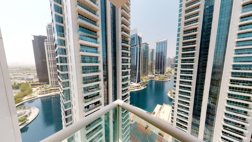 SZR and lake views | Hot tub | Flexible contract