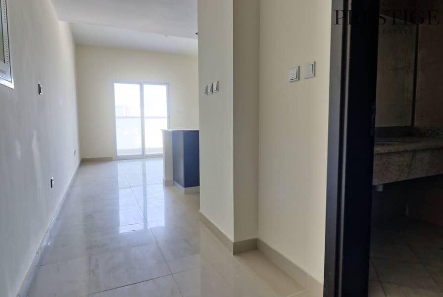 7 Studio | Red Residence | Sport s City | Canal area