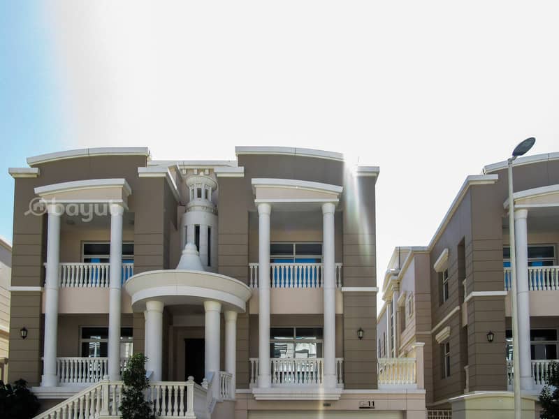 Luxurious 5 bed room villa Luxurious 5 bed room villa