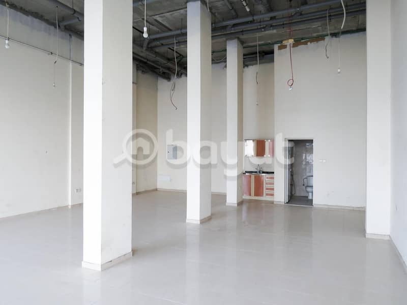 6 SHOP For RENT 45K in Industrial area 15 . . 2 Month FREE . . NO Commission . . Directly From Owner
