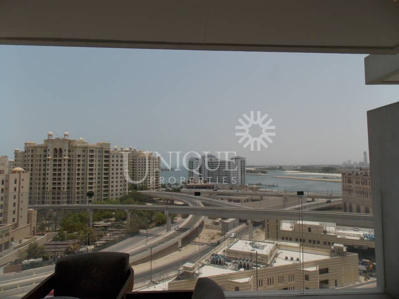 Lovely sea view apartment with Jacuzzi in balcony