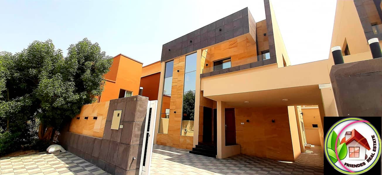 Modern villa, large building area, at an attractive price