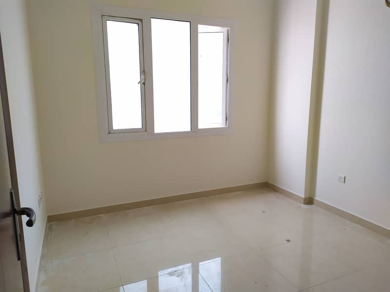 Stunning Offer ! Spacious 3BHK with Balcony