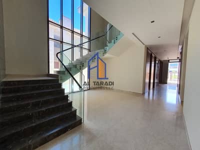 Spacious Seven Bedroom Villa W/Private Swimming Pool Spacious Seven Bedroom Villa W/Private Swimming Pool