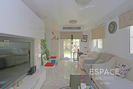 Type 4E - Upgraded and Furnished - Corner Villa Type 4E - Upgraded and Furnished - Corner Villa