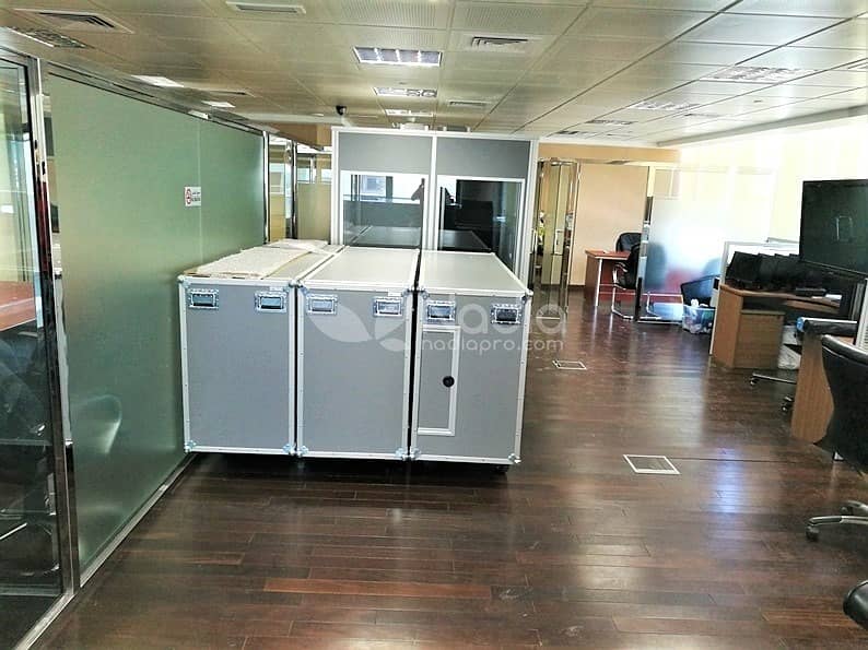 Fully Fitted Office with Glass Partition | Indigo Icon