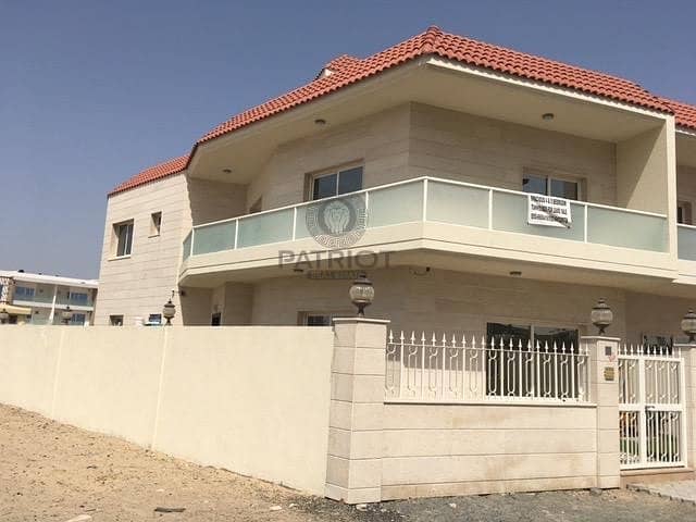 5 Bed Villa for rent only 150
