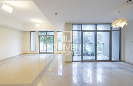 Exclusive Listing Exclusive Listing
