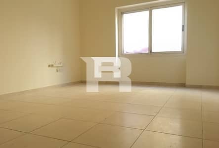 Raffa Apt w Balcony|Easy access to Metro Raffa Apt w Balcony|Easy access to Metro