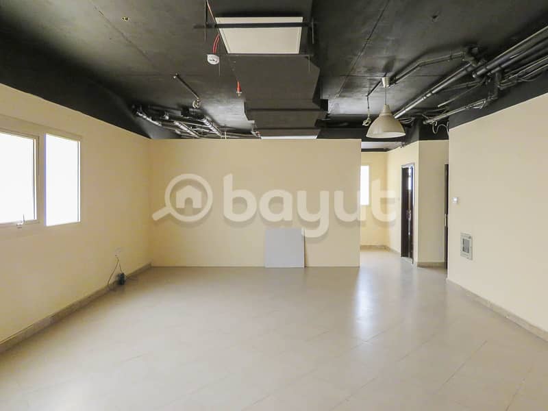 SPACIOUS OFFICE  AVAILABLE FOR RENT IN MUWAILEH, SUITABLE FOR ALL KIND OF COMMERCIAL ACTIVITIES INCLUDING MEDICAL CENTRE