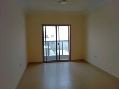 Big 2 bhk with 3bath room, Close Hall and balcony rent 28000 Big 2 bhk with 3bath room, Close Hall and balcony rent 28000