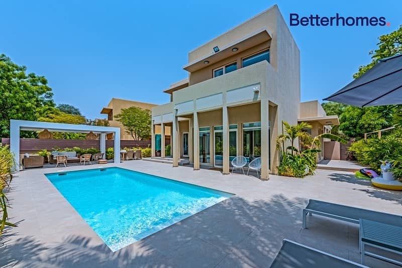 Exclusive I Smart Home I Private Pool I Park View