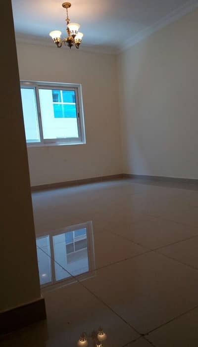 Spacious 3 BR hall apt in Karama to be available from 01/06/2020 onwards Spacious 3 BR hall apt in Karama to be available from 01/06/2020 onwards