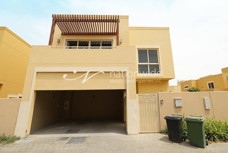 Vacant Soon! A Spacious Type S Townhouse Vacant Soon! A Spacious Type S Townhouse