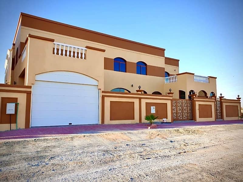 Excellent new villa for sale in Al Helio 2 area very large area .