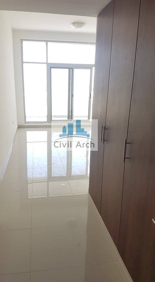 12 FULL SEA VIEW STUNNING 3BHK WITH BALCONY