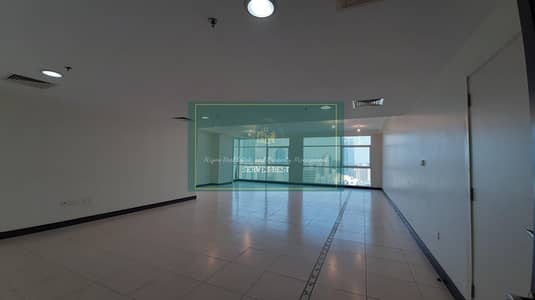 Lovely View! 4 Beds/Balcony/Maid on Corniche Lovely View! 4 Beds/Balcony/Maid on Corniche