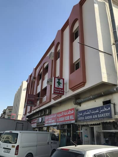 Building in industrial 6 for Sale I income: approx. 780 k I Fantastic location. Building in industrial 6 for Sale I income: approx. 780 k I Fantastic location.
