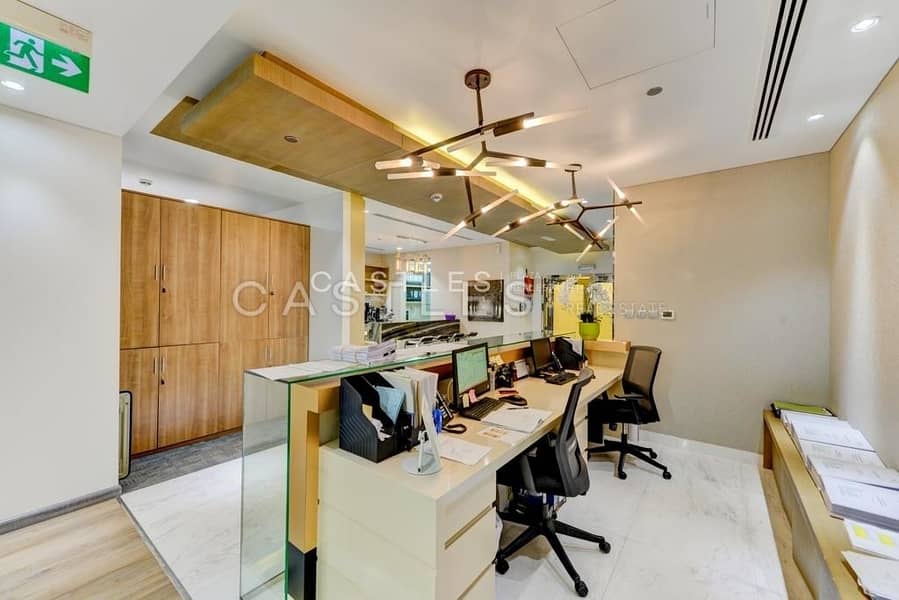 4 Fully Furnished Office in a Prime Location