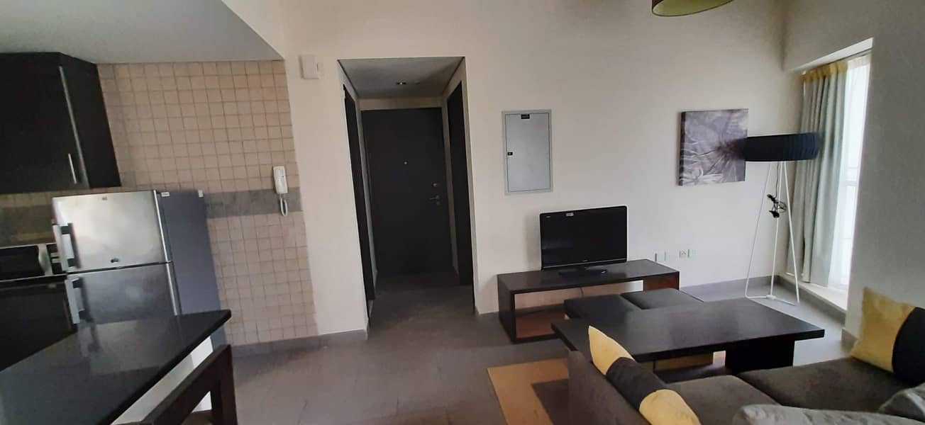 Spacious Fully Furnished 2 BHK near to Bus stop