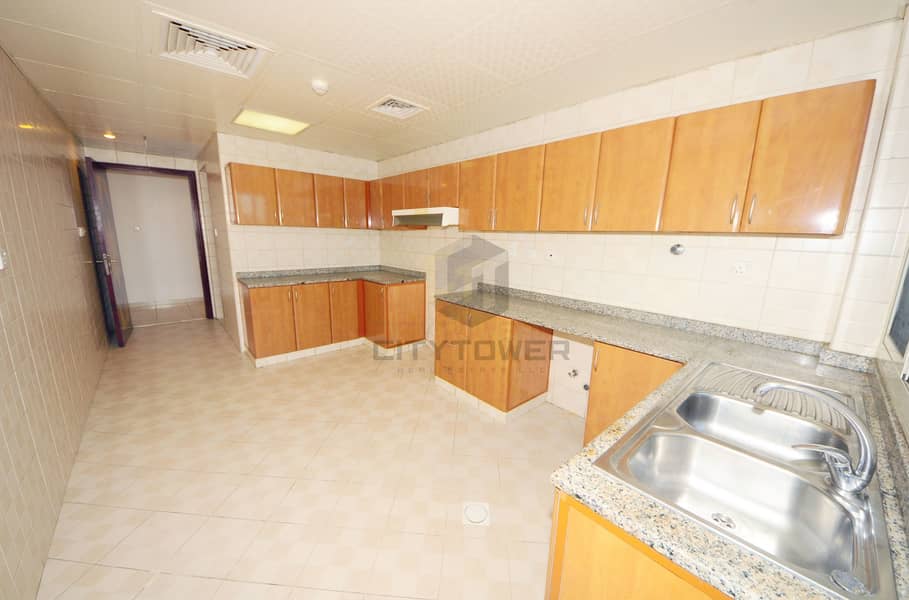 8 Big Layout 2 Bed with Maid's Room In Oud Metha