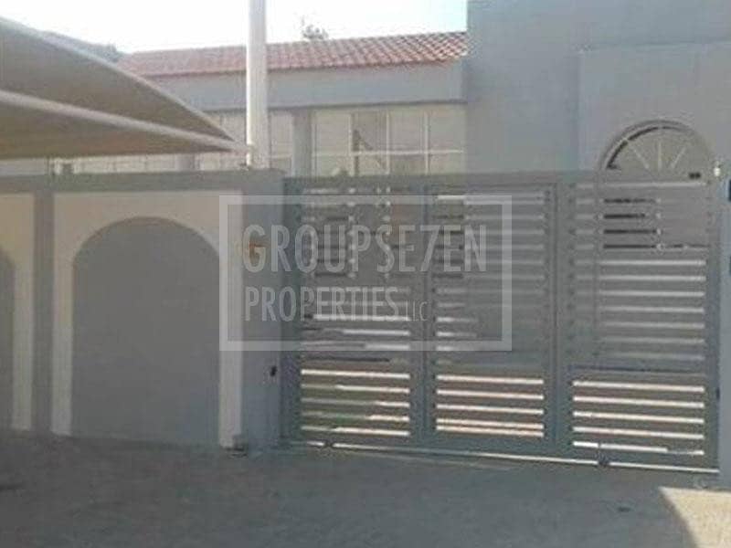 7 Beautiful 4 Bedroom Villa for Rent in Umm Al Sheif