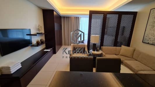 Complimentary / Luxurious Interior Decor Design Complimentary / Luxurious Interior Decor Design