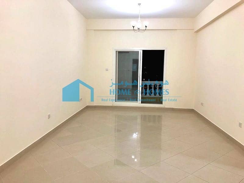 Studio with Balcony | No Commission + 31 Days FREE Studio with Balcony | No Commission + 31 Days FREE