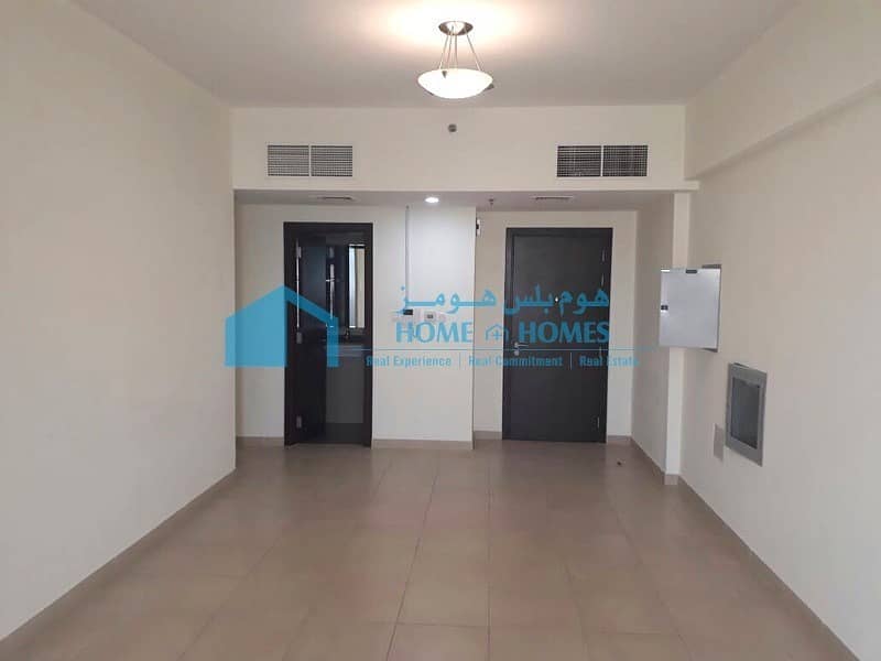 Big 1 BR for Rent w/ Balcony & Closed Kitchen! Big 1 BR for Rent w/ Balcony & Closed Kitchen!