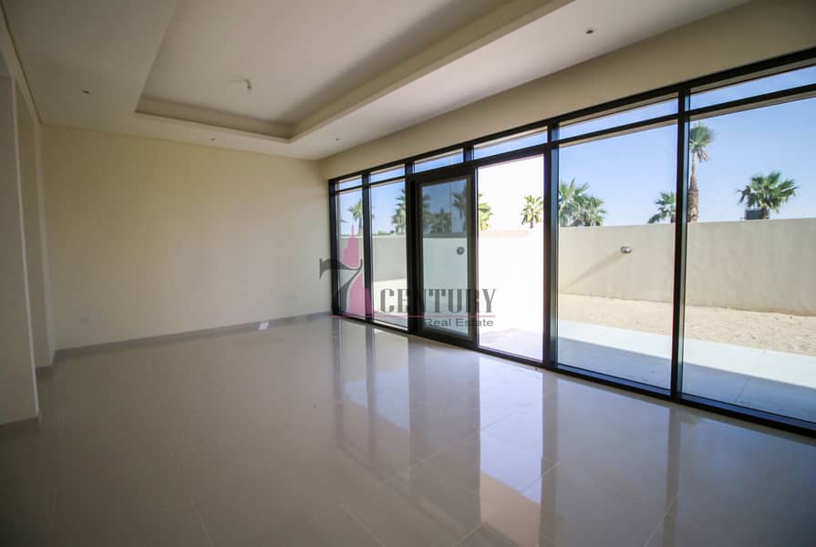 TH-L | Vacant 3 BR+M Villa | Big Plot TH-L | Vacant 3 BR+M Villa | Big Plot